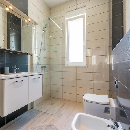 Blue Dreams Apartament Okrug Gornji